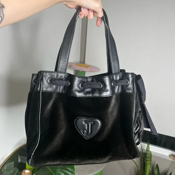 ꧁ Black, Silver, & Gold Vintage Velour Juicy Couture Daydreamer Tote ꧂ - Picture 2 of 6